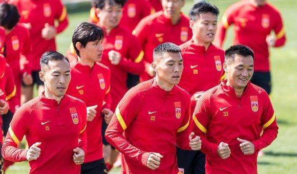 1620569798717077285.jpg 国足1.jpg